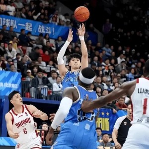 世界杯客户端升级下载-曾凡博腰伤麻烦了！归期待定，顺便恢复手指伤势，许利民压力山大