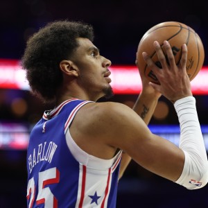 世界杯客户端升级下载-火力压制！巴洛反击一马当先起飞暴扣 76人下半场13-2打停太阳