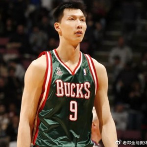世界杯高清赛事直播软件下载官网-易建联是07年第6顺位，当年排他前面5人是谁 成就如何？|全明星|NBA|密尔沃基雄鹿队|德拉蒙德-格林|杰夫-格林_新浪体育_新浪新闻